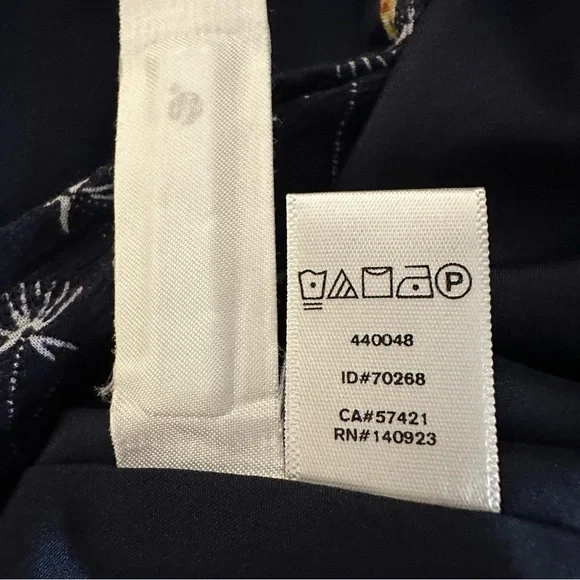 LOFT navy floral sleeveless romper jumpsuit spring summer cool breezy casual - Picture 11 of 12